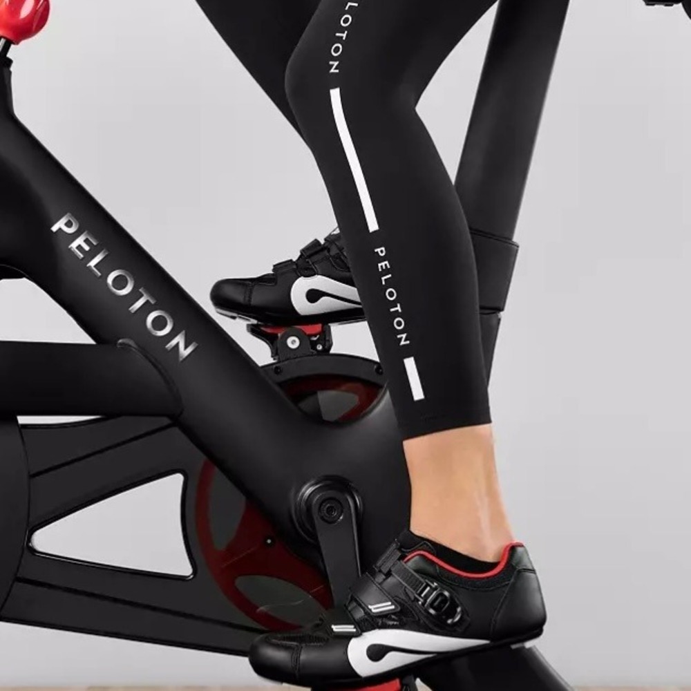 Peloton Men’s Black Cycling Shoes with Red Trim